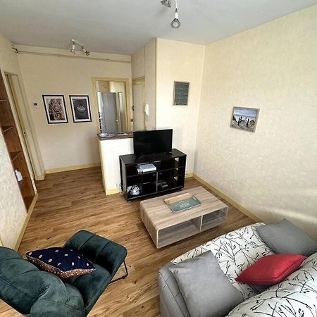 Appartement Proche De L'Hyper-Centre Avec Garage Caen Esterno foto