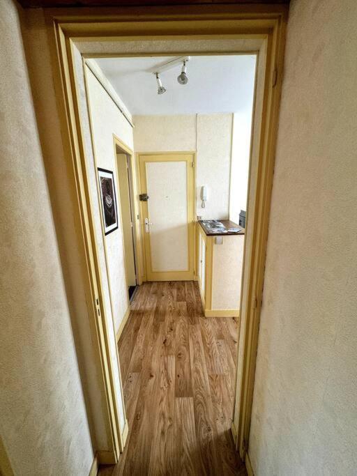 Appartement Proche De L'Hyper-Centre Avec Garage Caen Esterno foto